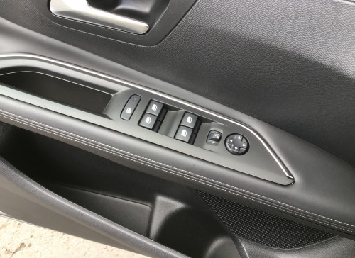 Peugeot 3008 BlueHDi 130ch S&S EAT8 Allure