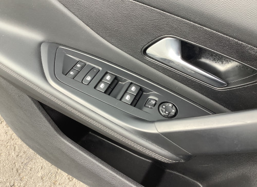 Peugeot 308 Nouvelle BlueHDi 130ch S&S EAT8 Allure