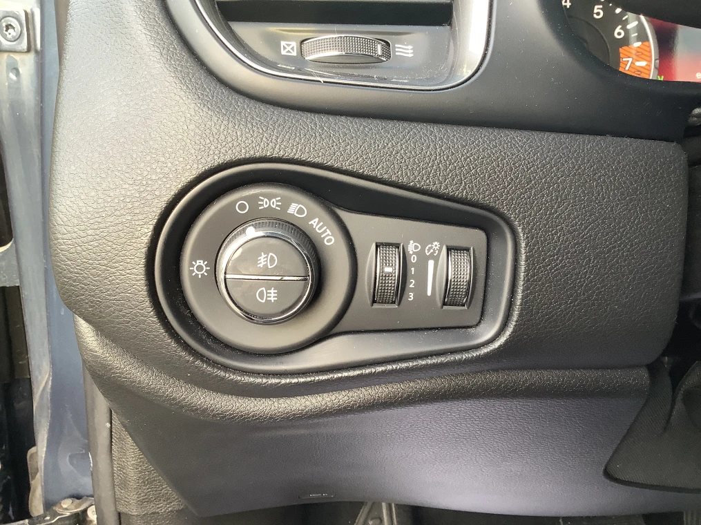 Jeep RENEGADE 1.5 Turbo T4 130 ch BVR7 e-Hybrid Limited