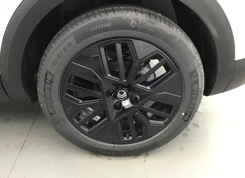 Citroën C4 Nouveau Hybride 145 e-DCS6 Collection