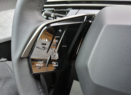 Peugeot 3008 Nouveau Hybrid 145 e-DCS6 Allure