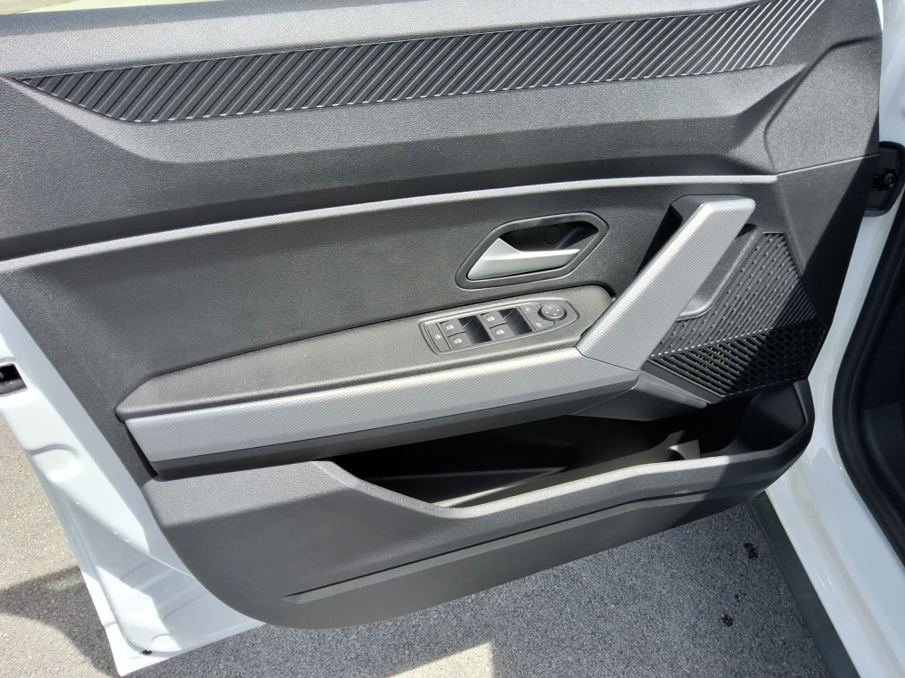 Dacia DUSTER Mild Hybrid 140 Expression