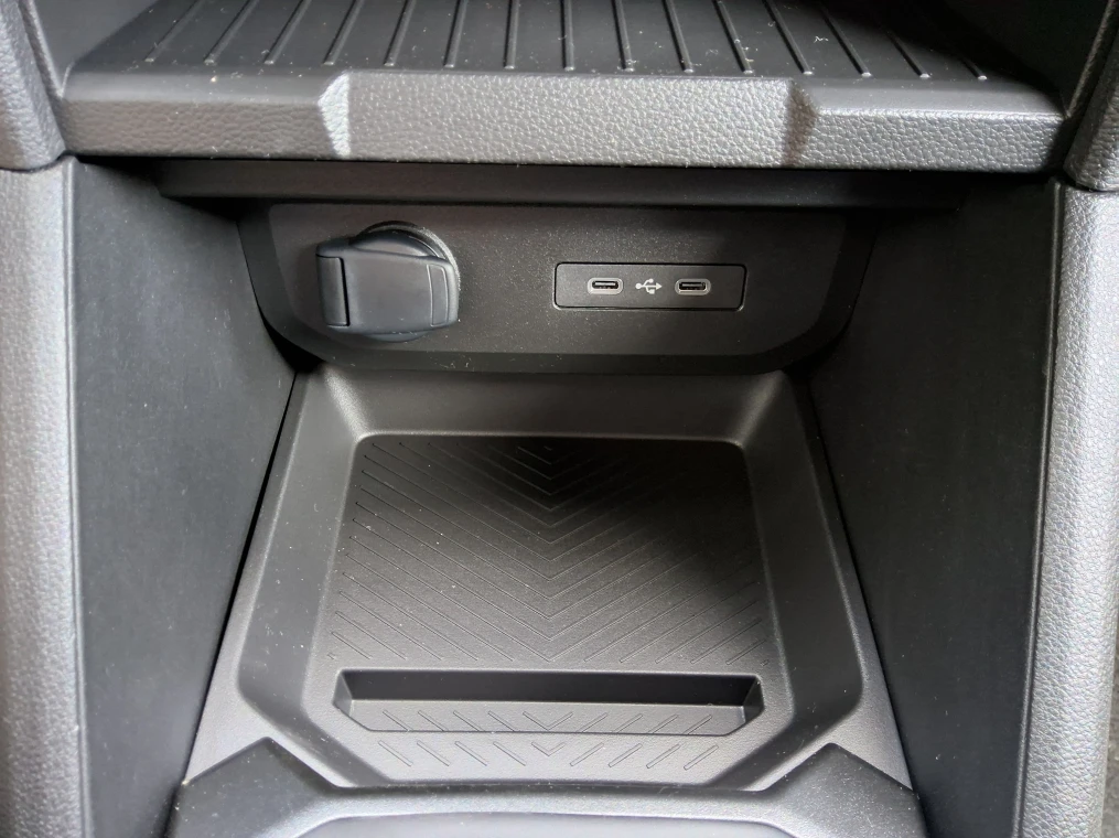Dacia DUSTER Mild Hybrid 140 Expression