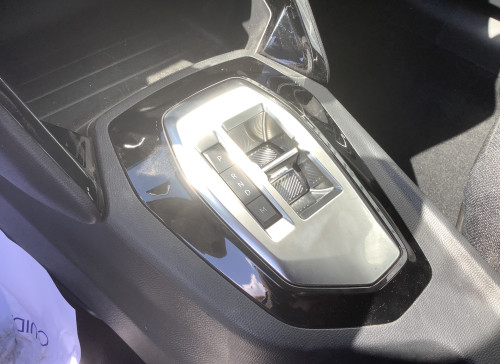 Peugeot 208 Nouvelle Hybrid 110 ch e-DCS6 Style