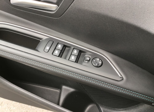 Peugeot 3008 Puretech 130ch S&S BVM6 Allure Pack