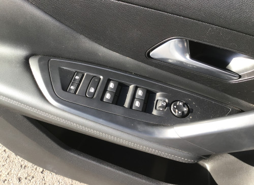 Peugeot 308 Nouvelle PureTech 130ch S&S EAT8 Allure