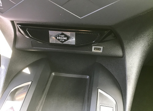 DS DS 3 Nouveau PureTech 130 EAT8 Rivoli