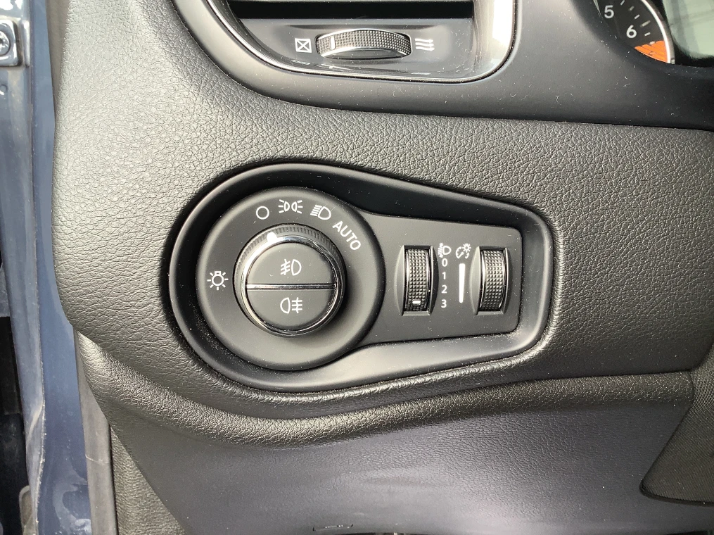 Jeep RENEGADE 1.5 Turbo T4 130 ch BVR7 e-Hybrid Limited