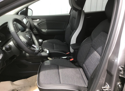Renault CAPTUR mild hybrid 140 Techno