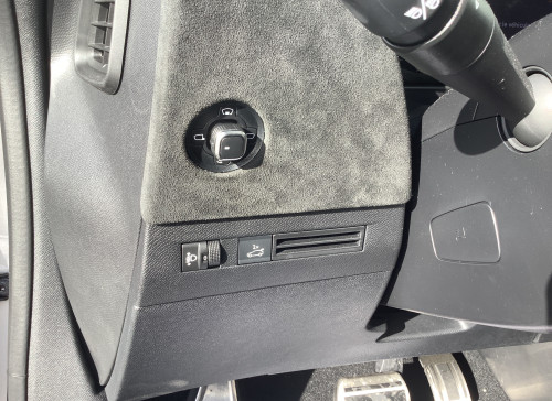 DS DS 4 Nouvelle PureTech 130 EAT8 Performance Line