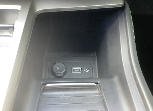 Peugeot 308 Hybrid 136 e-DCS6 GT