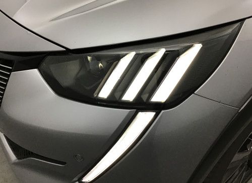 Peugeot 208 Nouvelle PureTech 130 S&S EAT8 GT