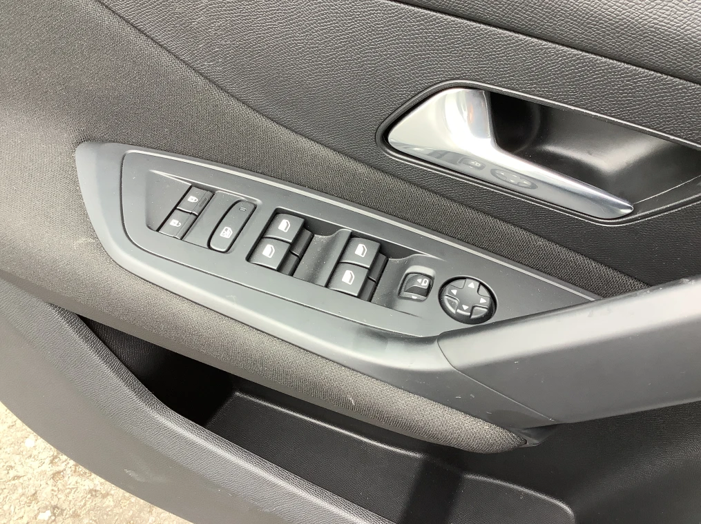 Peugeot 308 SW PureTech 130ch S&S BVM6 Active Pack