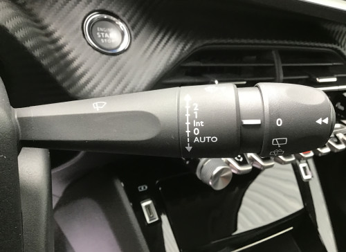 Peugeot 2008 PureTech 130 S&S BVM6 Allure Pack