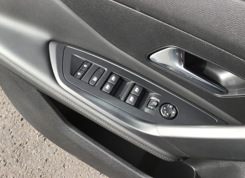 Peugeot 308 Nouvelle PureTech 130ch S&S BVM6 Allure Pack