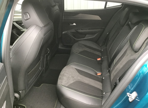 Peugeot 408 Nouvelle PureTech 130 ch S&S EAT8 GT