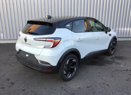 Renault CAPTUR Nouveau mild hybrid 160 EDC Techno