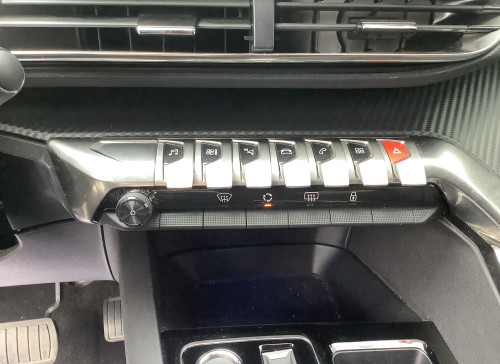 Peugeot 3008 Hybrid 136 e-DCS6 Allure Pack