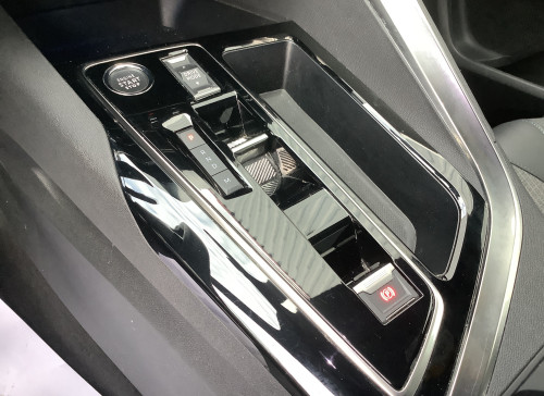 Peugeot 3008 Hybrid 136 e-DCS6 Allure Pack