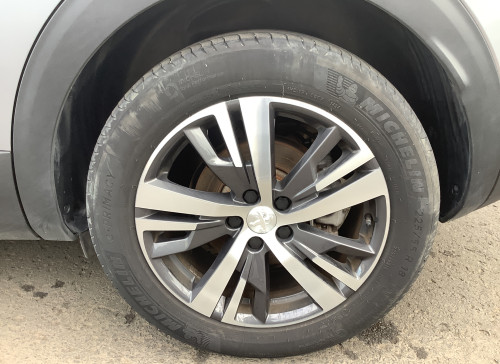 Peugeot 3008 Hybrid 136 e-DCS6 Allure Pack