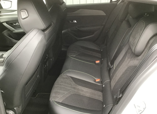 Peugeot 308 Nouveau PHEV 180 e-EAT8 GT