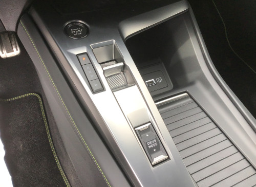 Peugeot 308 Nouveau PHEV 180 e-EAT8 GT