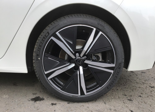 Peugeot 308 Nouveau PHEV 180 e-EAT8 GT