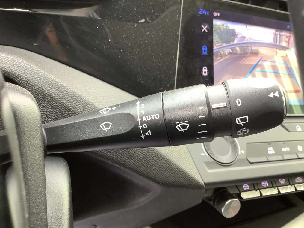 Peugeot 308 SW Hybrid 145 e-DCS6 Allure