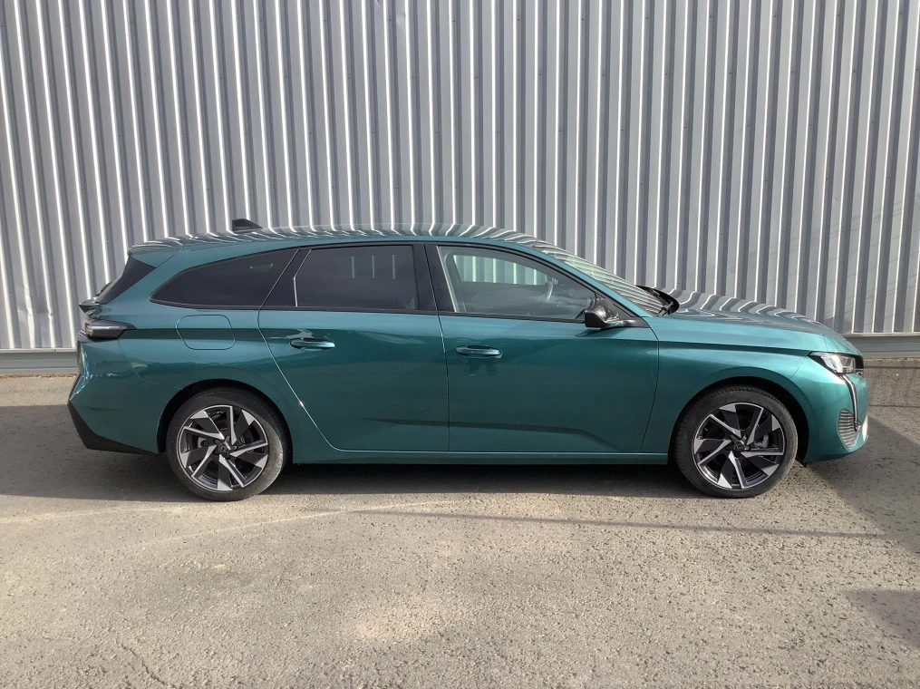 Peugeot 308 SW Hybrid 145 e-DCS6 Allure