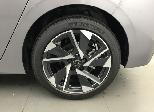 Peugeot 308 Nouvelle BlueHDi 130ch S&S EAT8 Allure