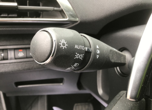 Peugeot 3008 BlueHDi 130ch S&S EAT8 Allure Pack