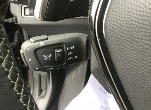 Peugeot 3008 BlueHDi 130ch S&S EAT8 Allure Pack