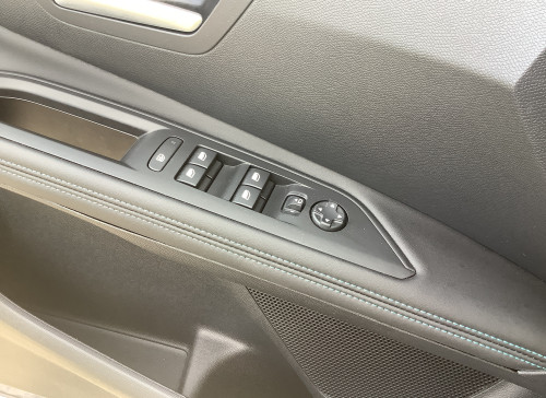 Peugeot 3008 Hybrid 180 e-EAT8 Allure Pack
