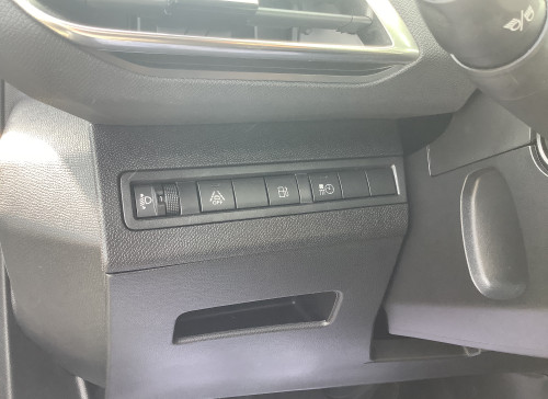 Peugeot 3008 Hybrid 180 e-EAT8 Allure Pack