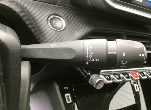 Peugeot 208 PureTech 100 S&S BVM6 Allure Pack