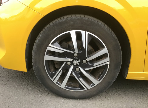 Peugeot 208 PureTech 100 S&S BVM6 Allure Pack