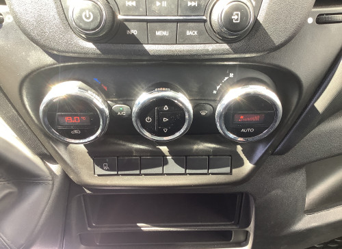 IVECO DAILY CHASSIS CABINE CAB 35 C 16 EMP 4100 QUAD-LEAF BVM6 3.0L