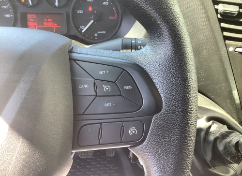 IVECO DAILY CHASSIS CABINE CAB 35 C 16 EMP 4100 QUAD-LEAF BVM6 3.0L