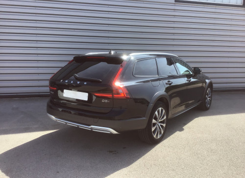 Volvo V90 CROSS COUNTRY D5 AWD 235 ch Geartronic 8 Pro