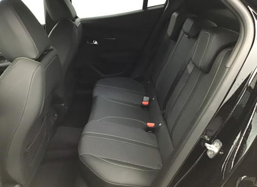 Peugeot 2008 Nouveau Hybrid 145 e-DCS6 GT
