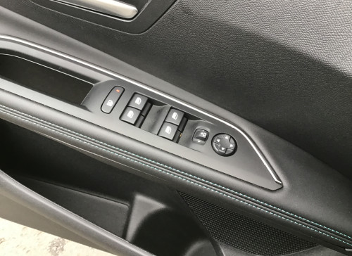 Peugeot 3008 BlueHDi 130ch S&S EAT8 Allure Pack
