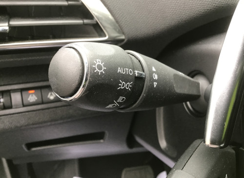 Peugeot 3008 BlueHDi 130ch S&S EAT8 Allure Pack