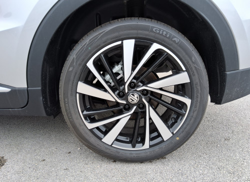 MG ZS Nouveau 1.5 L Hybrid+ 197 ch Luxury