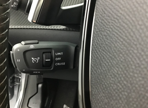 Peugeot 208 Nouvelle Hybrid 110 e-DCS6 Allure