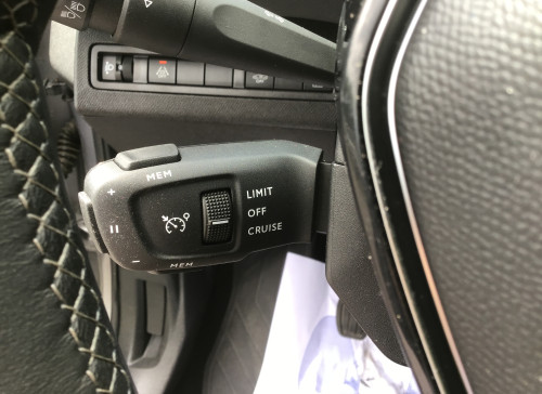 Peugeot 3008 Puretech 130ch S&S BVM6 Allure Pack