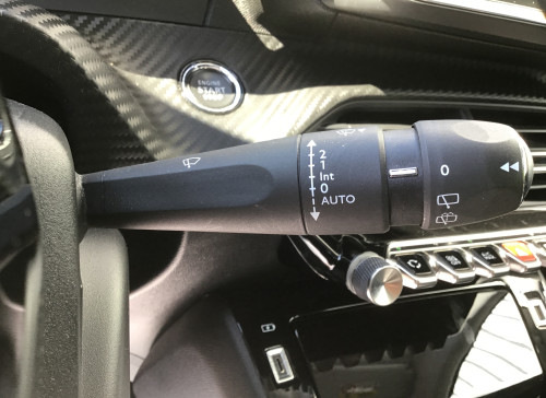 Peugeot 208 Nouvelle PureTech 100 S&S BVM6 Allure