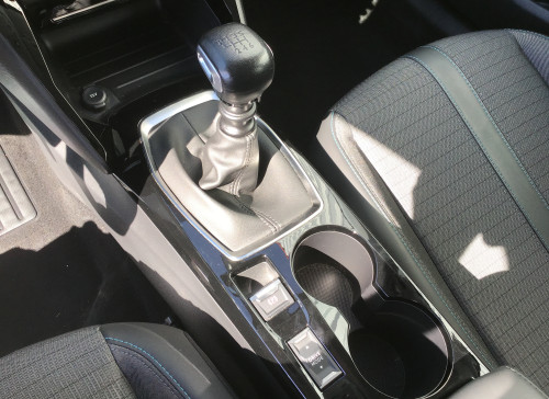 Peugeot 208 Nouvelle PureTech 100 S&S BVM6 Allure
