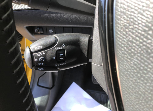 Peugeot 208 Nouvelle PureTech 100 S&S BVM6 Allure