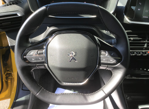 Peugeot 208 Nouvelle PureTech 100 S&S BVM6 Allure
