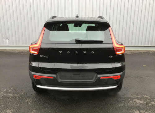 Volvo XC40 T2 129 ch Geartronic 8 Momentum Essentiel